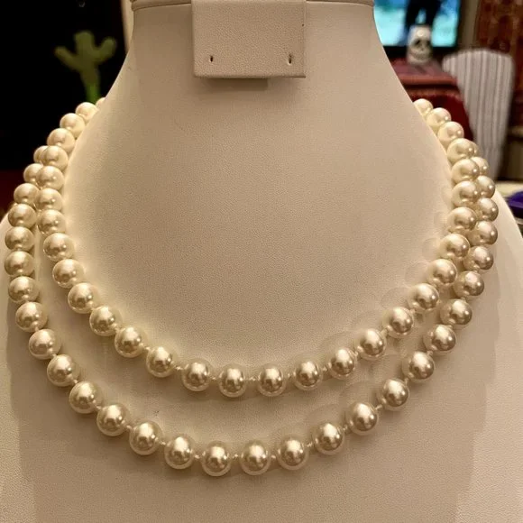 Vintage RMN Faux Pearl Necklace - Picture 3 of 7